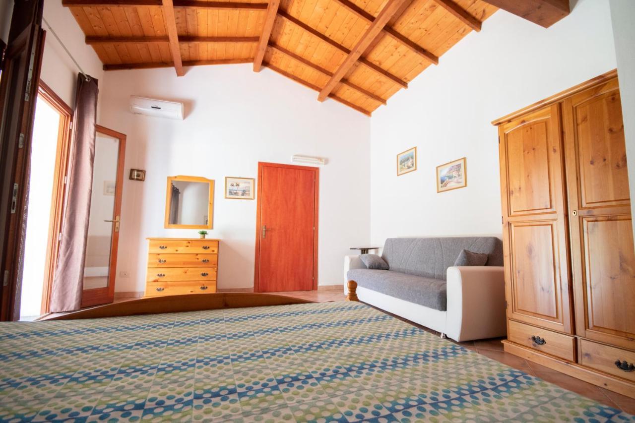 Bed and Breakfast Is Cuccus Masainas Экстерьер фото