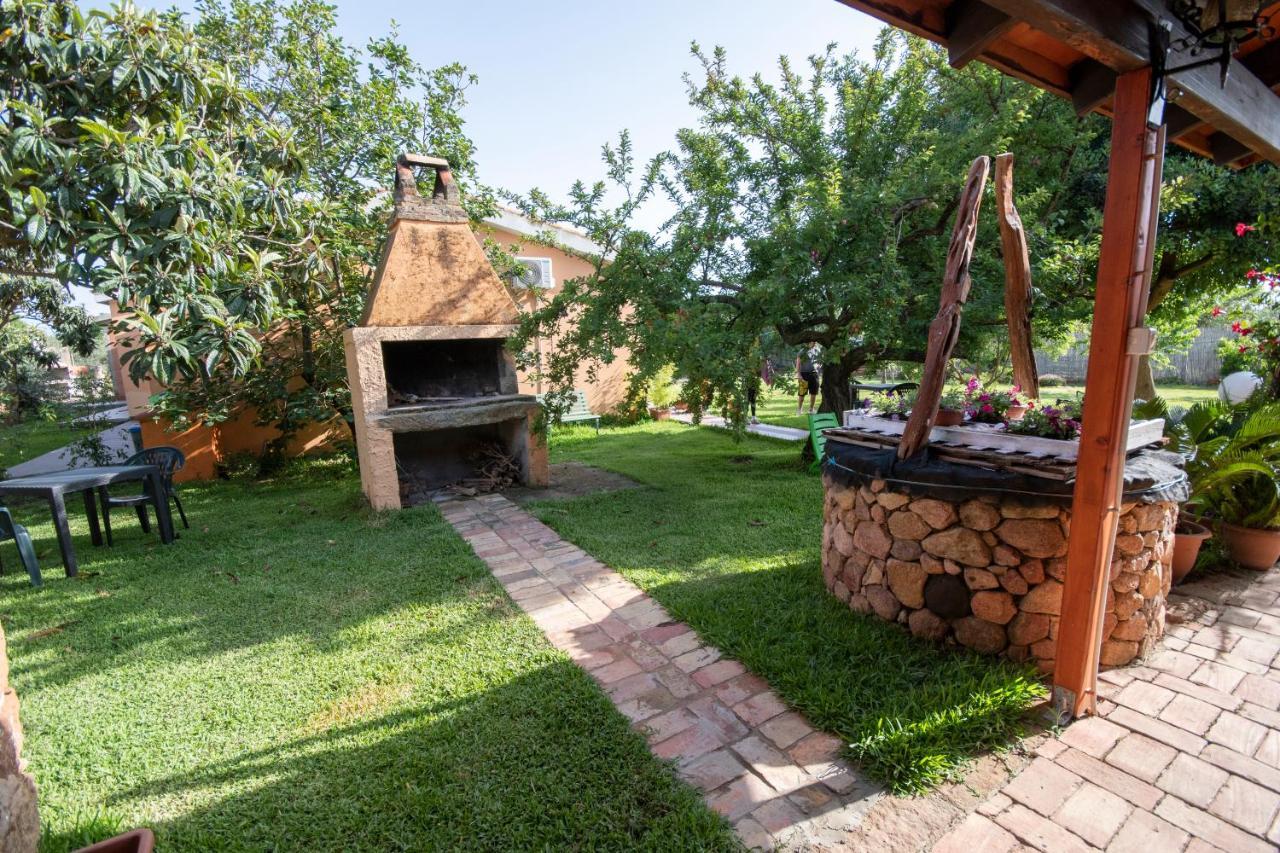 Bed and Breakfast Is Cuccus Masainas Экстерьер фото