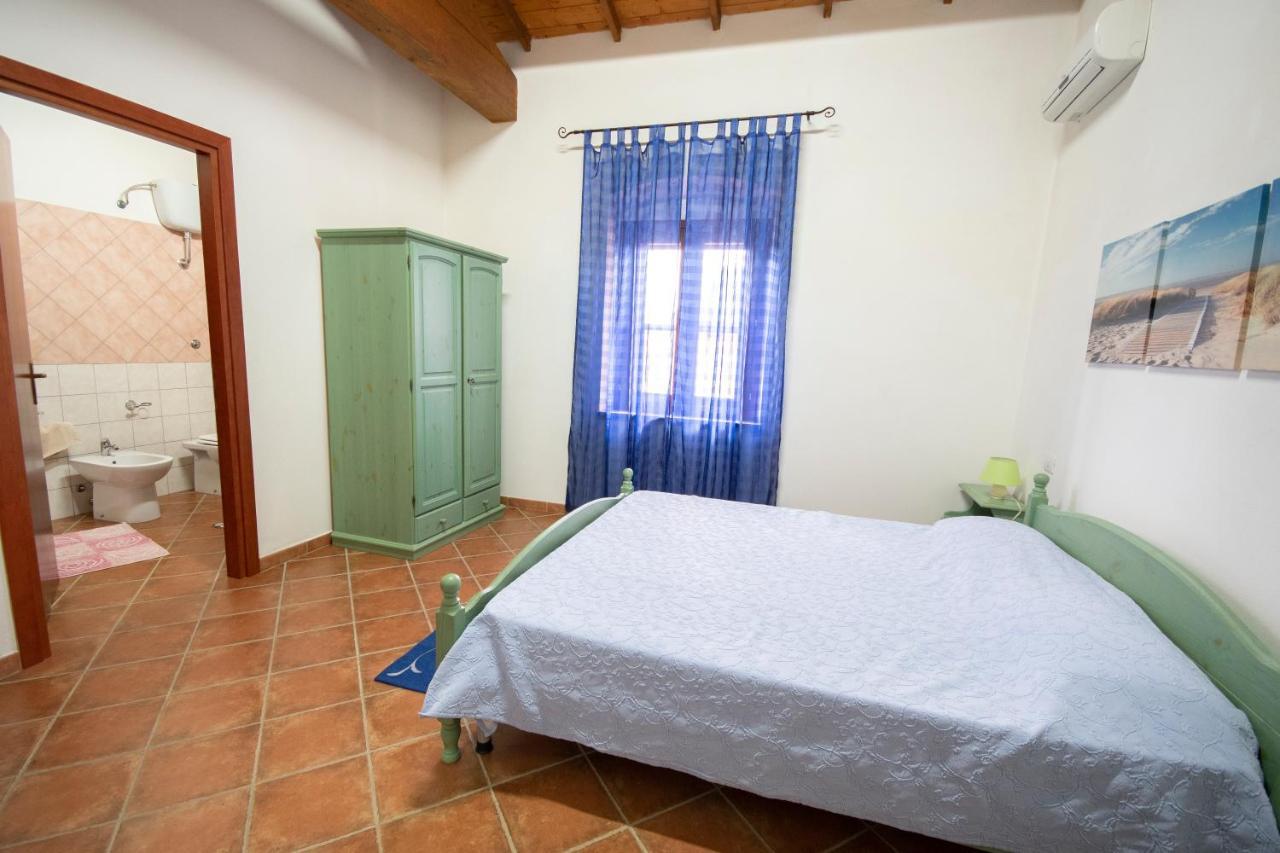 Bed and Breakfast Is Cuccus Masainas Экстерьер фото