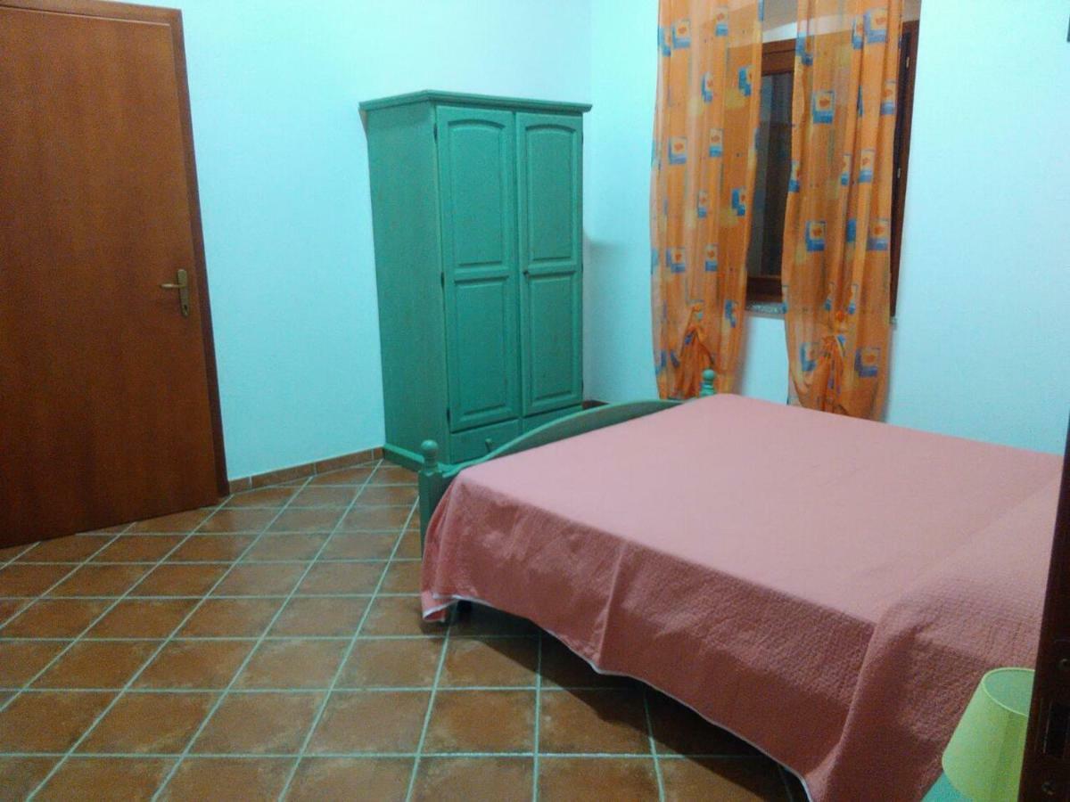 Bed and Breakfast Is Cuccus Masainas Экстерьер фото